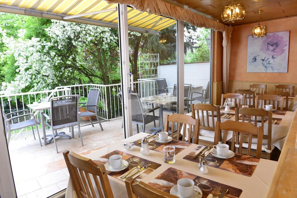 Burghotel Stammhaus Нюрнберг Екстериор снимка